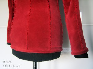 Longsleeve blouse with ruffle trimmed seams